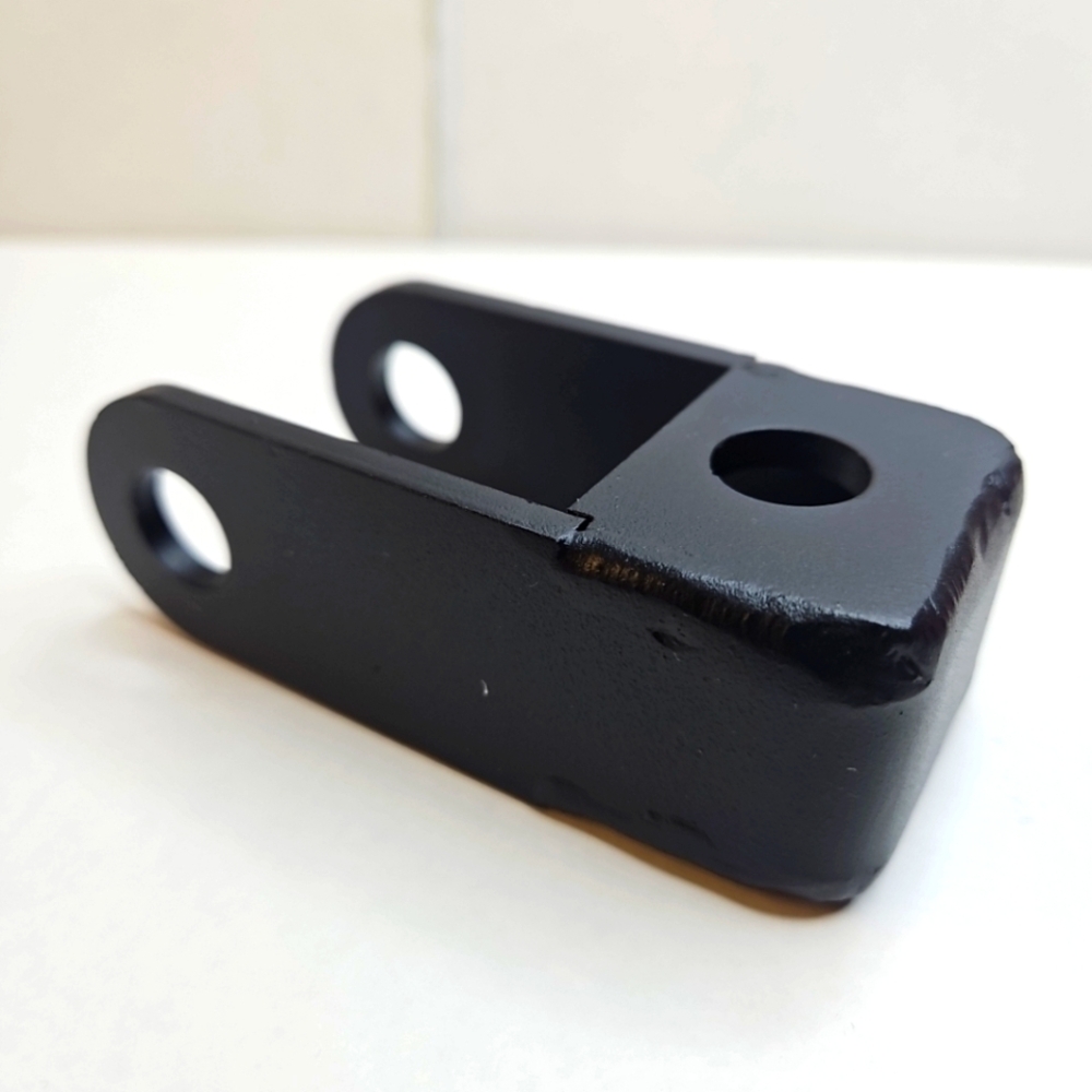 Source Unknown Black Metal Bracket